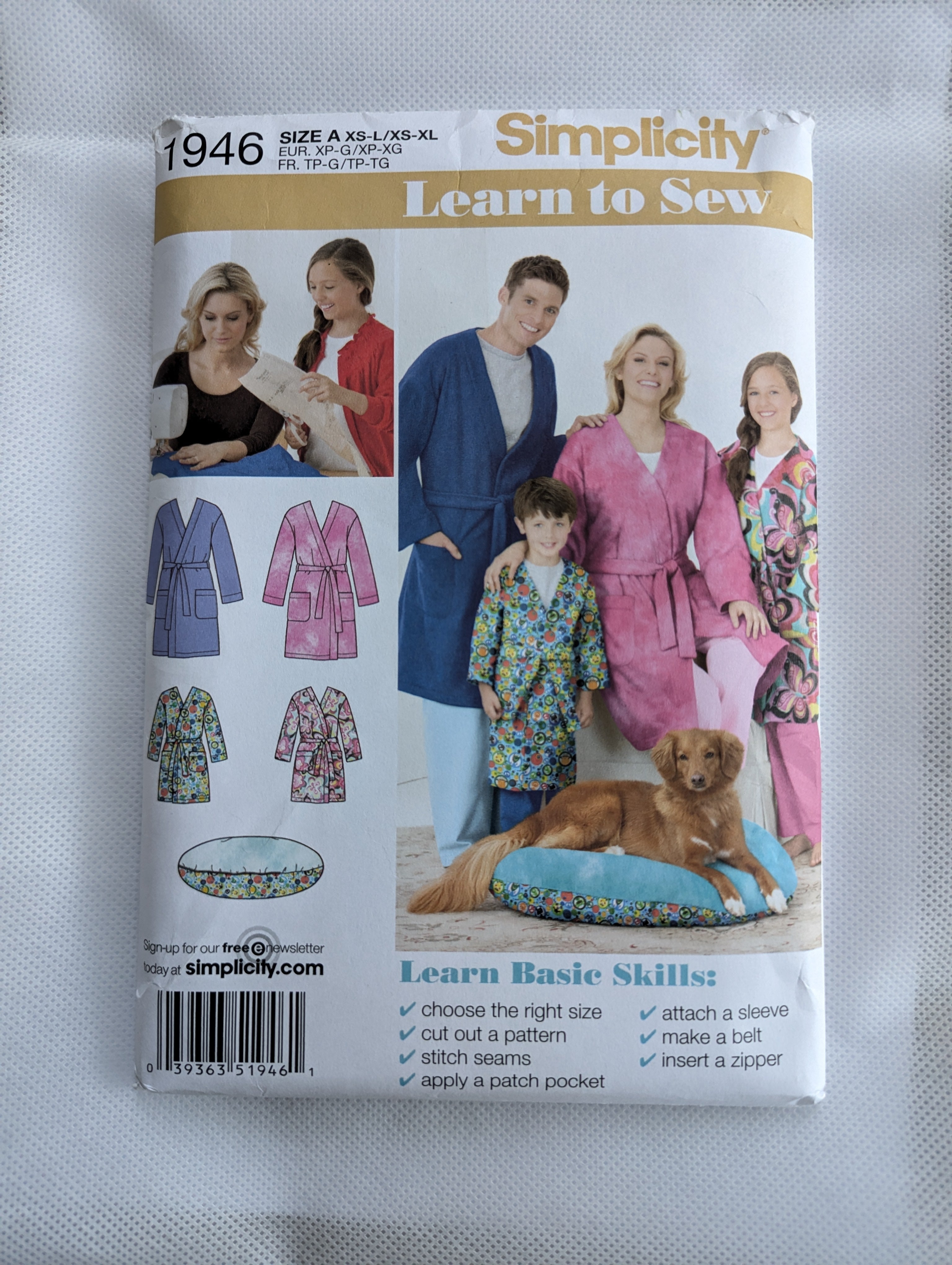Simplicity 1946 Learn To Sew Family robes with Dog Bed