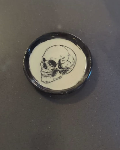 Dead inside skull magnetic pin dish