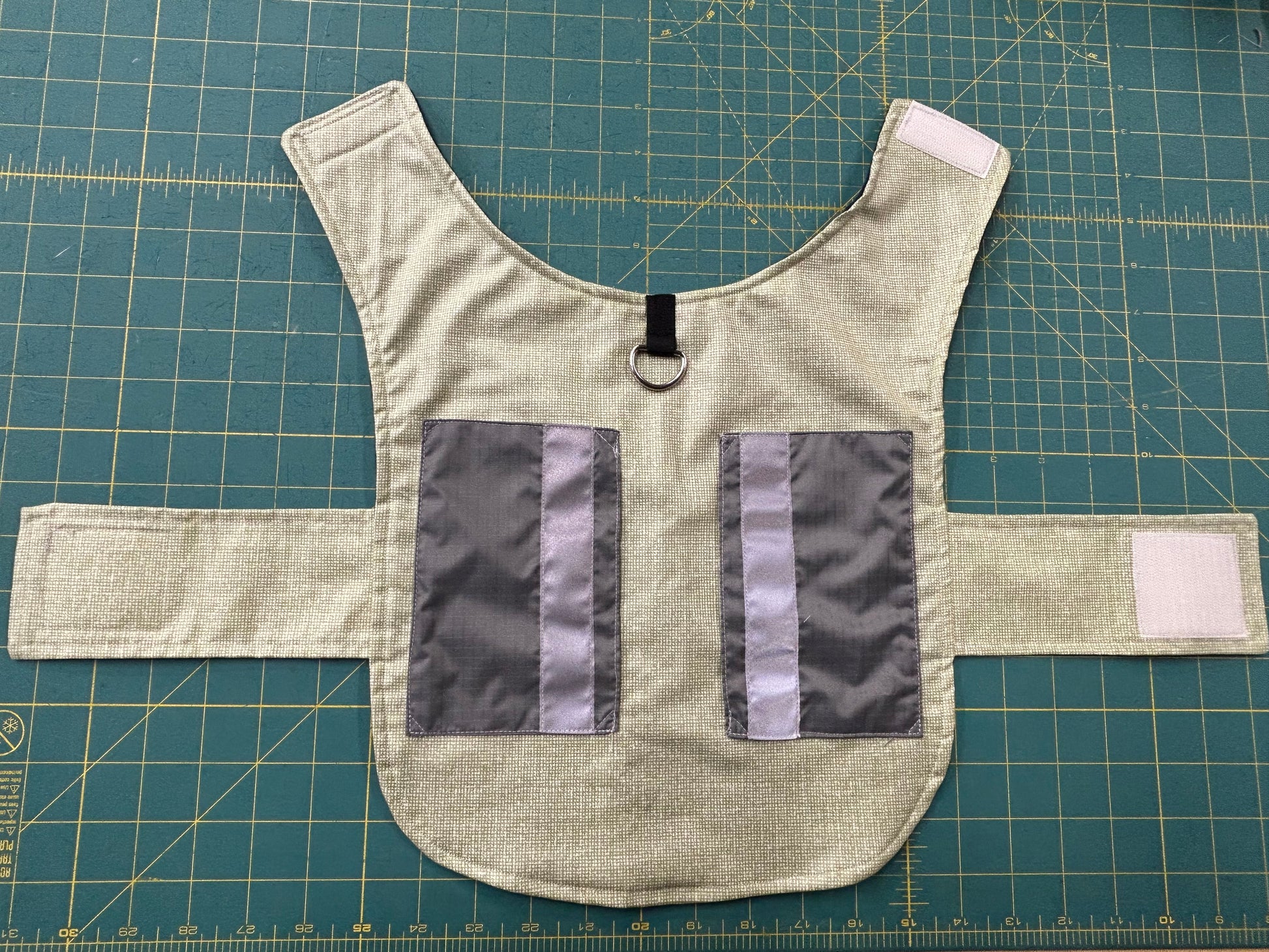 553 – Warm & Dry Dog Coat Pattern